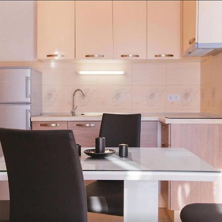 House Karlo Apartments Omiš Pokoj fotografie
