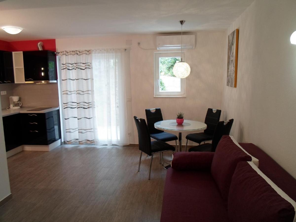 House Karlo Apartments Omiš Exteriér fotografie