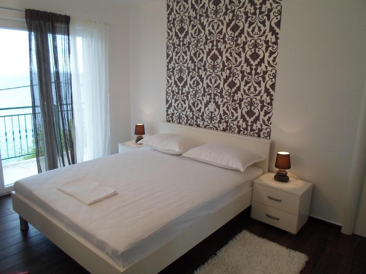 House Karlo Apartments Omiš Exteriér fotografie