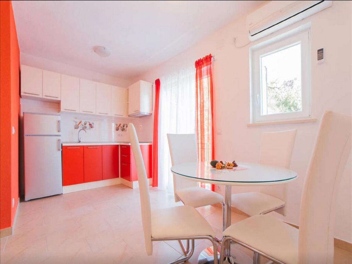 House Karlo Apartments Omiš Exteriér fotografie